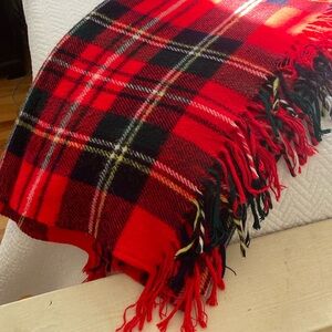 Troy Robe vintage Cozy Red Plaid Throw Blanket